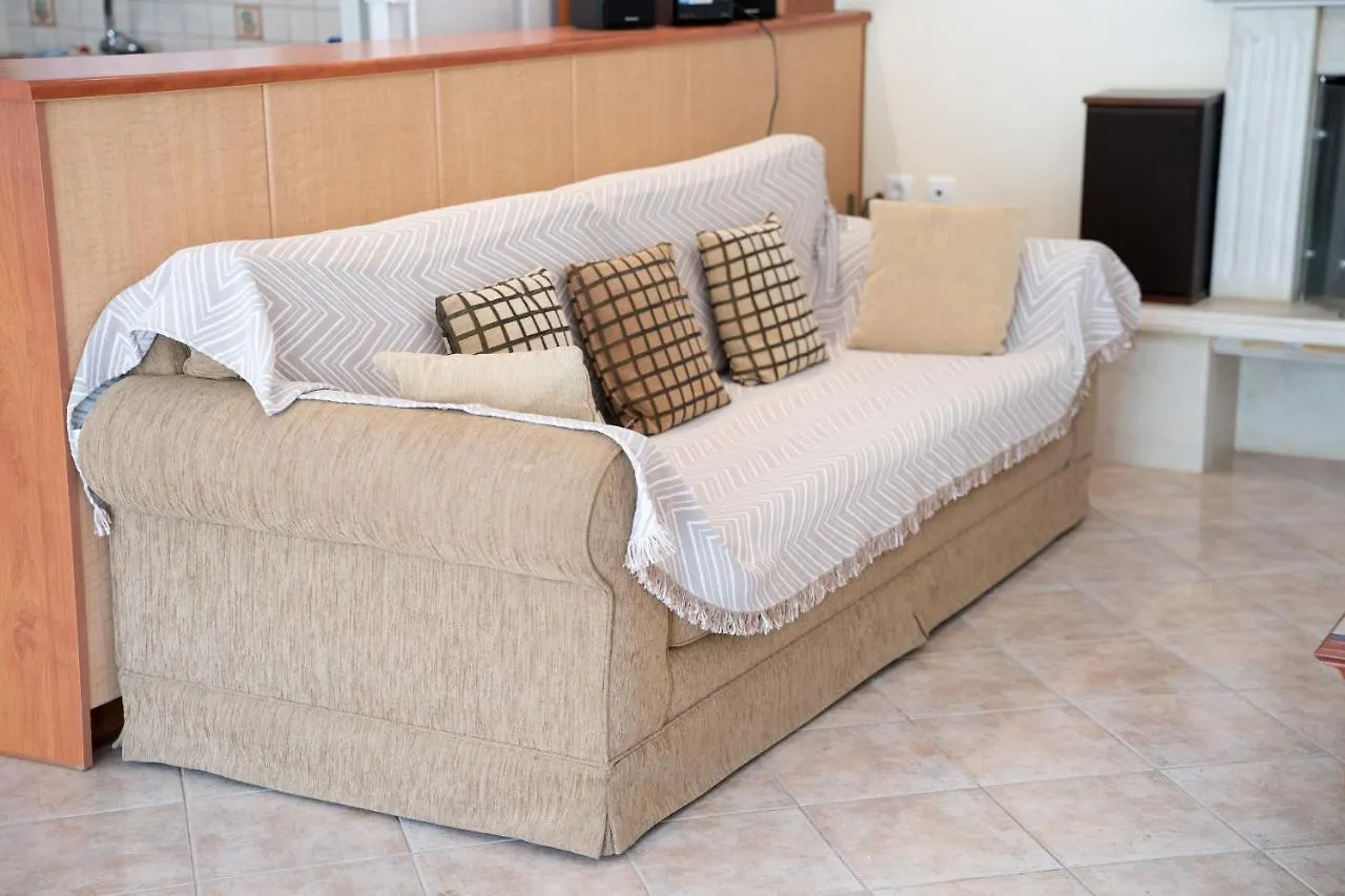 Faos Luxury Apartments Agia Efimia