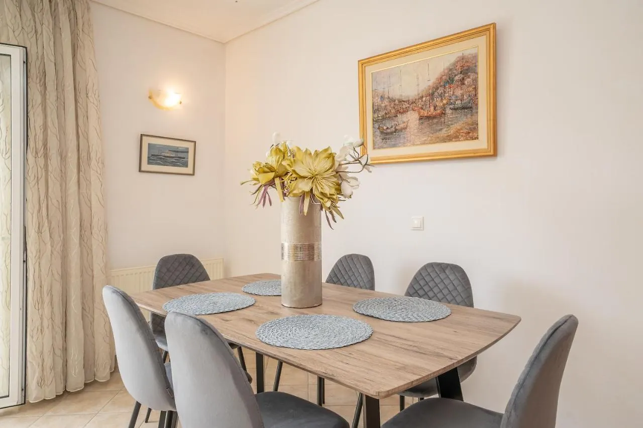 Faos Luxury Apartments Agia Efimia 0*,