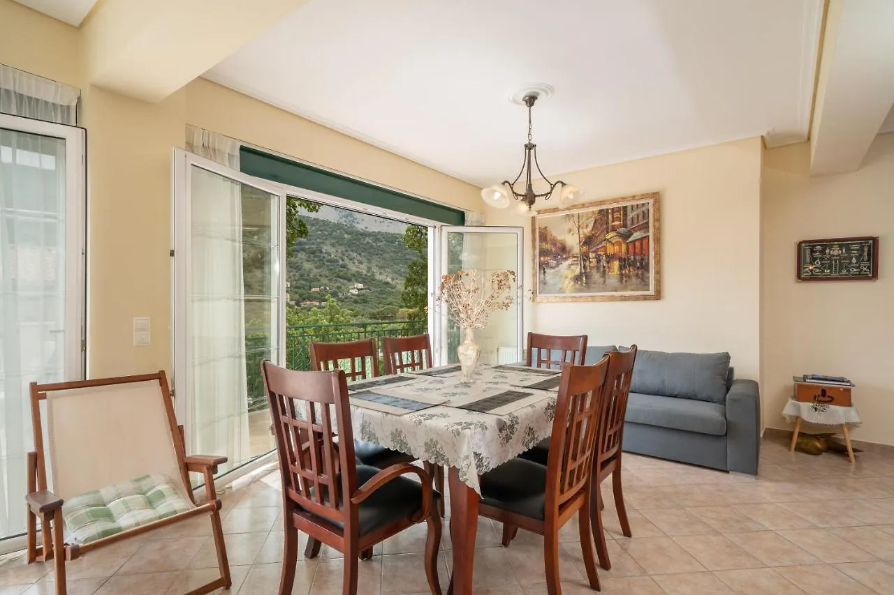 Faos Luxury Apartments Agia Efimia