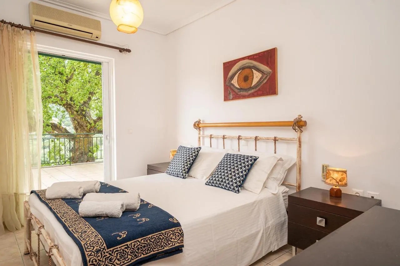Faos Luxury Apartments Agia Efimia